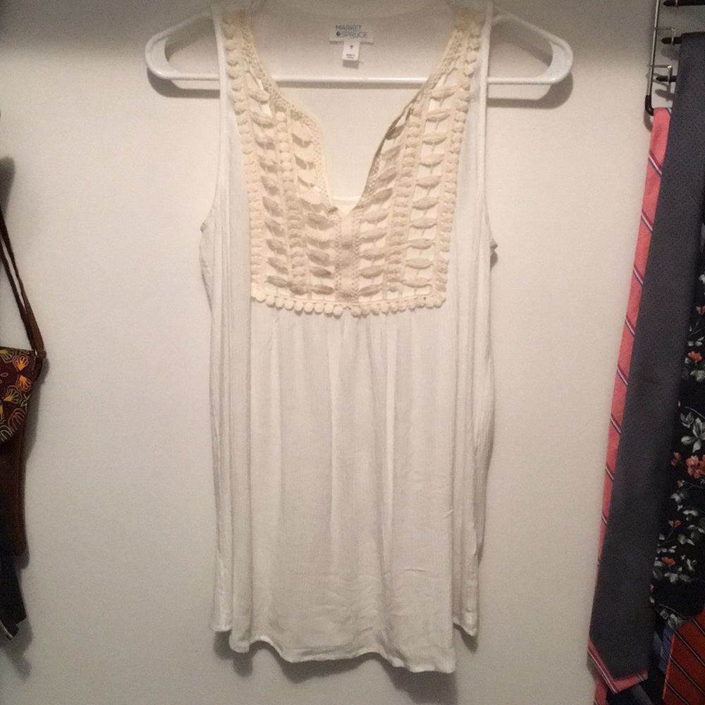 Sleeveless blouse